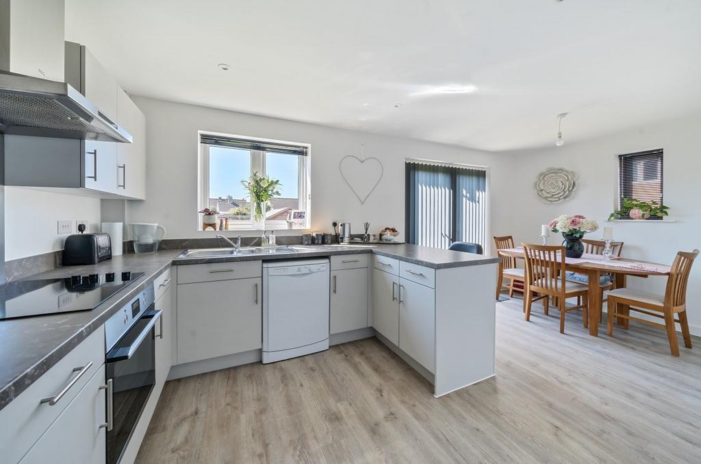 White Meadow, Chilton Polden, TA7 3 bed detached house £317,500