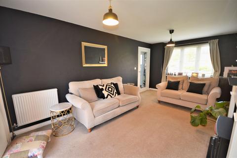 48 Kestrel Road, Corby, NN17 5FP