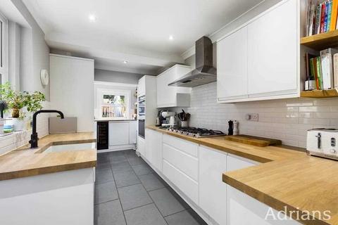 83 Upper Bridge Road, Chelmsford, CM2 0BA