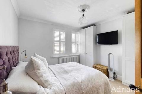 83 Upper Bridge Road, Chelmsford, CM2 0BA