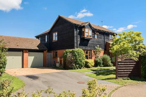 22 Fanshawe Road, Thame, OX9 3LF