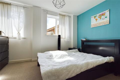 2 bedroom apartment to rent, Branagh Court, Reading, Berkshire, RG30