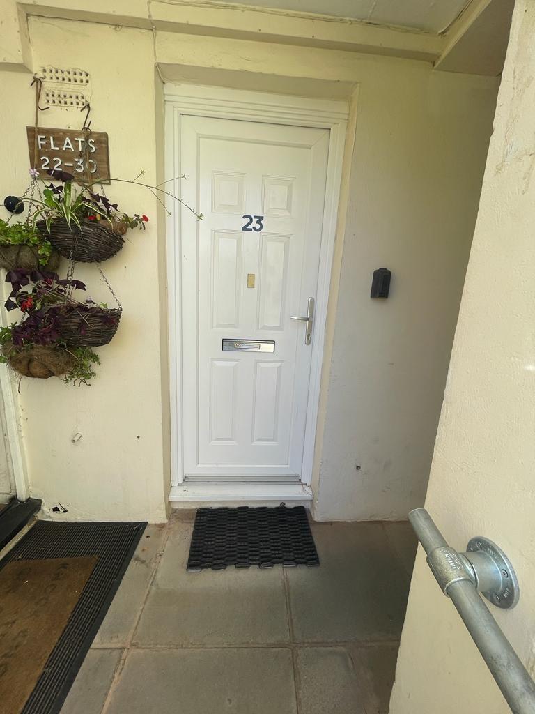 Coates Road, Exeter, EX2 1 bed flat £850 pcm (£196 pw)