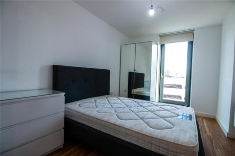 3 bedroom flat to rent, Media City, Michigan Point Tower A,, 9 Michigan Avenue, Salford, M50