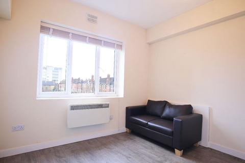 1 bedroom flat to rent, 391 Camden Road, London N7