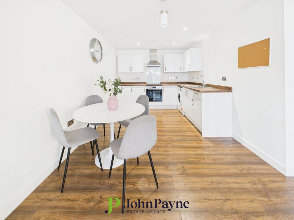 Dining Kitchen Area