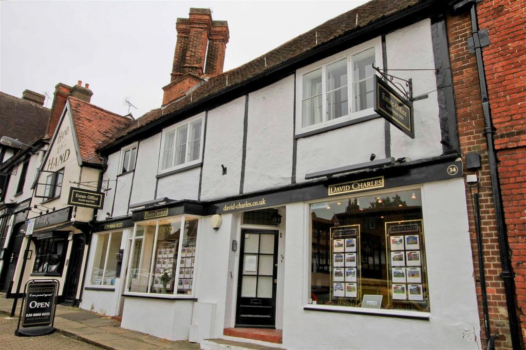 High Street, Pinner Village 2 bed flat £1,795 pcm (£414 pw)