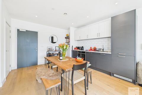 undefined, Apt 17 :: One Vesta Street