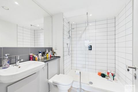 undefined, Apt 17 :: One Vesta Street