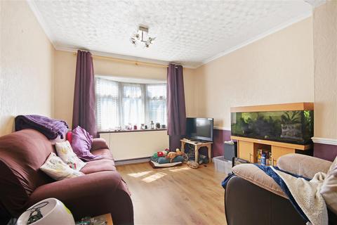 10 Westfield Road, Dagenham, RM9 5AT
