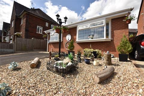 2 bedroom bungalow for sale, Thorndale Close, Royton, Oldham, Greater Manchester, OL2