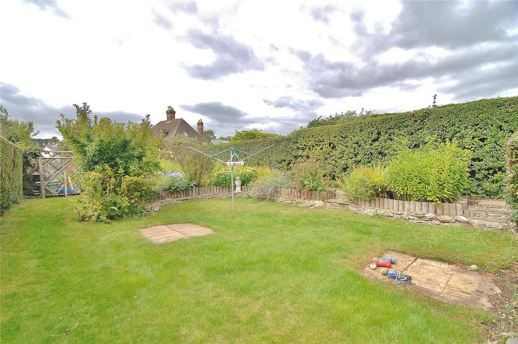 Way, Chalford Hill, Stroud, Gloucestershire, GL6 3 bed semi