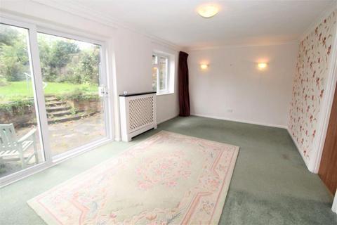 4 bedroom semi-detached house for sale - Penshurst Road, Potters Bar, Hertfordshire, EN6 5JP