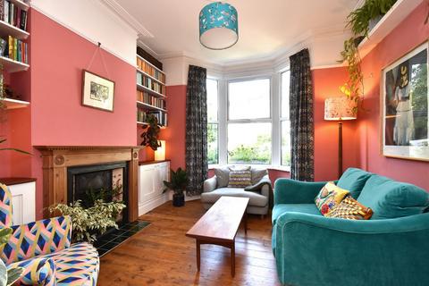 39a Dundalk Road, London, SE4 2JJ