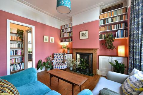 39a Dundalk Road, London, SE4 2JJ