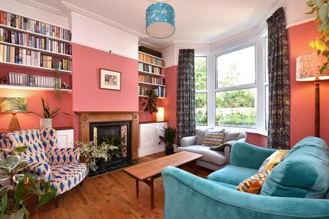 39a Dundalk Road, London, SE4 2JJ
