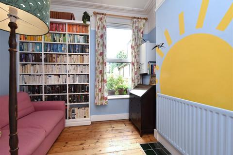 39a Dundalk Road, London, SE4 2JJ