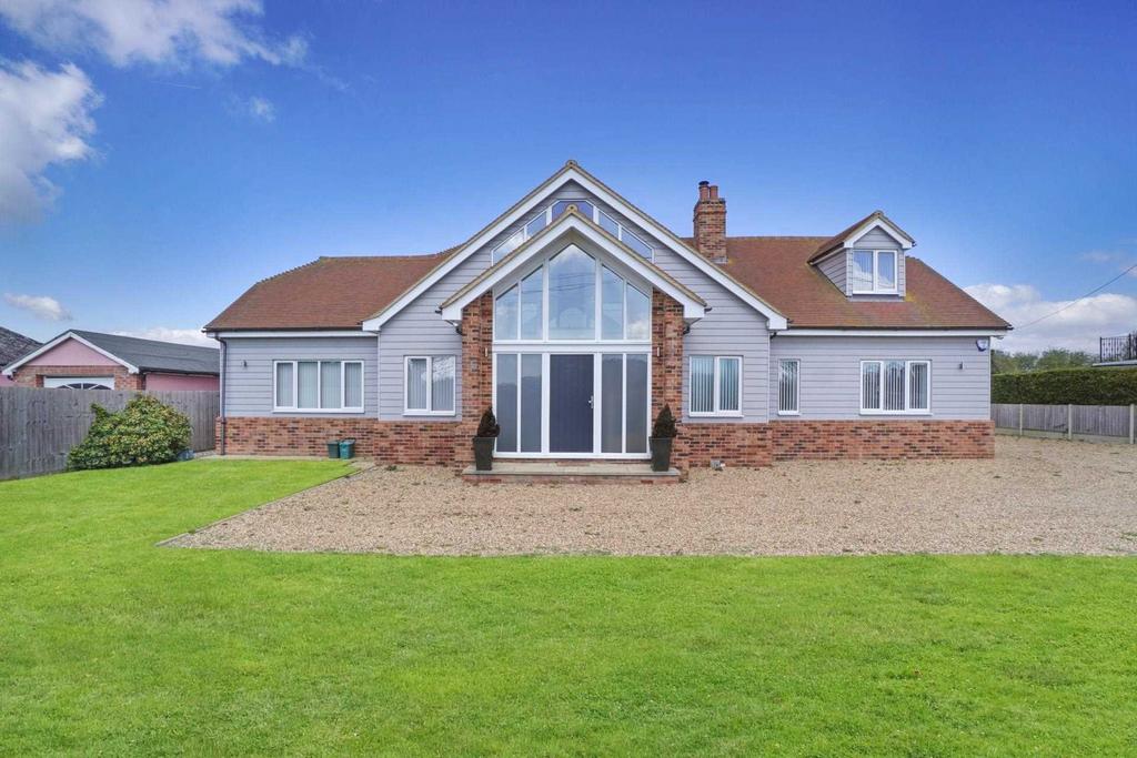 Trusses Road, Bradwell On Sea 5 bed detached house for sale £775,000