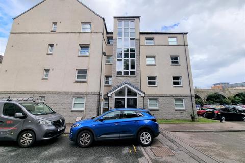 2 bedroom flat to rent, South College Street, Ferryhill, Aberdeen, AB11