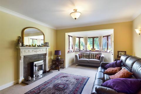 12 Friary Road, Wraysbury, Staines, TW19 5JP