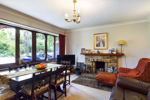 12 Friary Road, Wraysbury, Staines, TW19 5JP