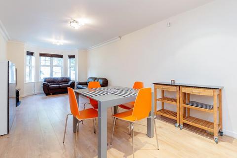 Flat 1, Roosevelt Court, 84a Augustus Road, London, SW19 6EL