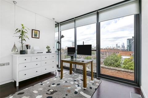 2 bedroom penthouse for sale, Green Walk, London, SE1