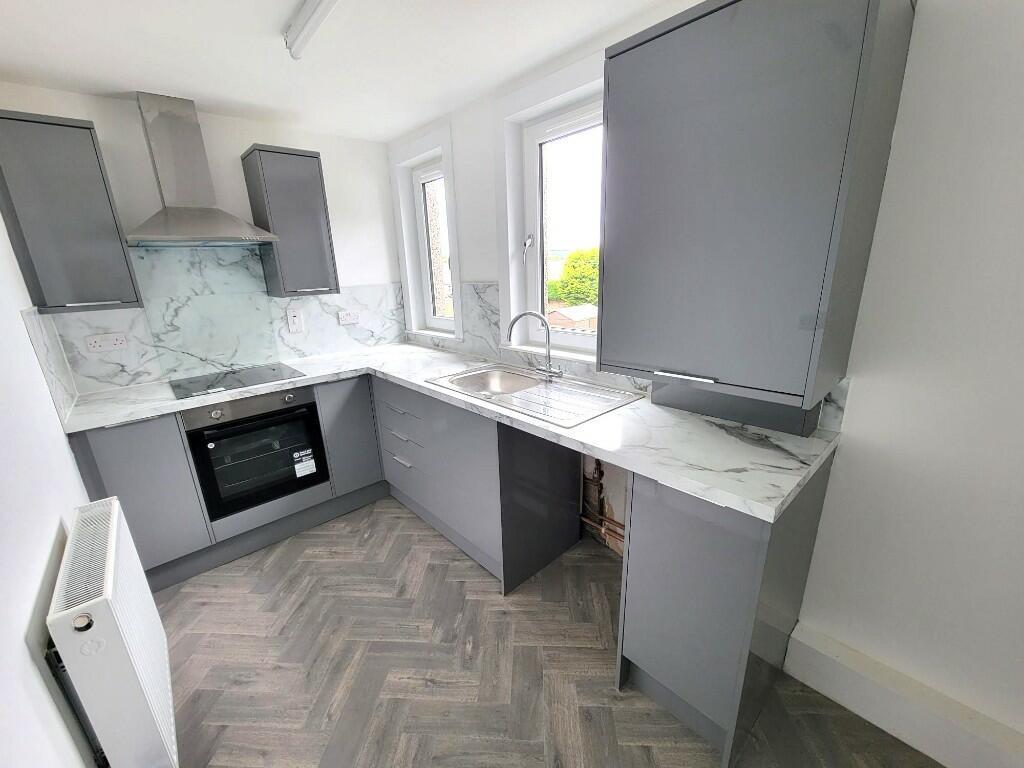 Harrington Road, London, SE25 3 bed terraced house £1,850 pcm (£427 pw)