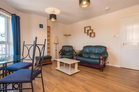 2 bedroom flat to rent, McDonald Road, Edinburgh, EH7
