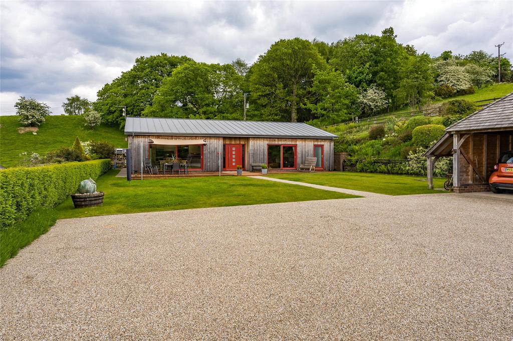 Glossop Road, Marple Bridge, SK6 3 bed bungalow for sale £1,000,000