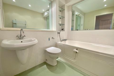 2 bedroom flat for sale, West Towers Mews, Marple, Stockport, Greater Manchester, SK6