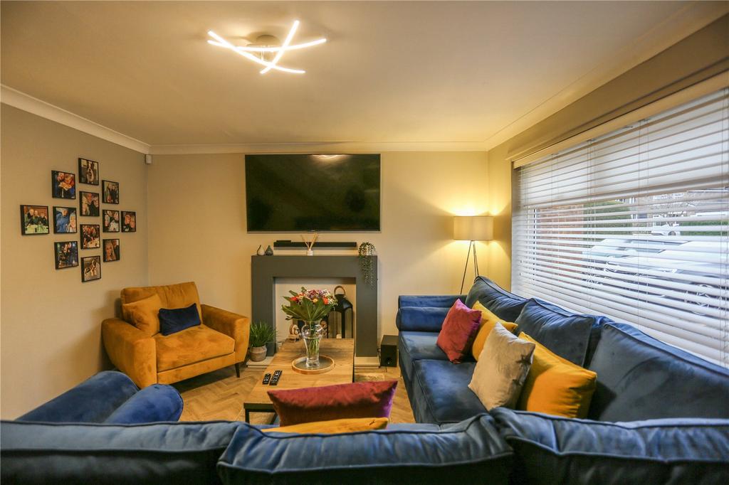 Turnstone Road, Offerton, Stockport, SK2 4 bed detached house £400,000
