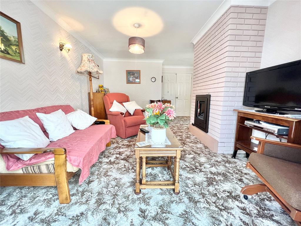 Felltop Drive, Reddish, Stockport, SK5 3 bed bungalow £310,000