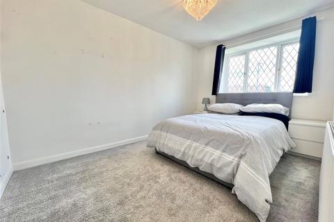 20 Chestnut Gardens, Denton, Manchester, M34 6AE