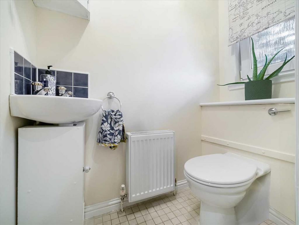 Lower Level WC
