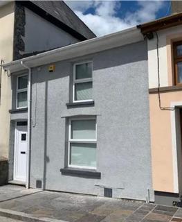 2 bedroom terraced house to rent, James Street, New tredegar