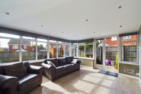 2 Worcester Close, St Helens, WA10 3XZ