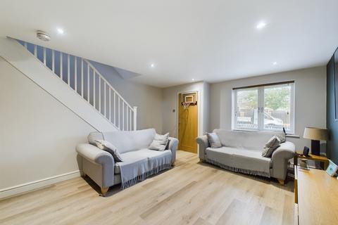 2 Worcester Close, St Helens, WA10 3XZ