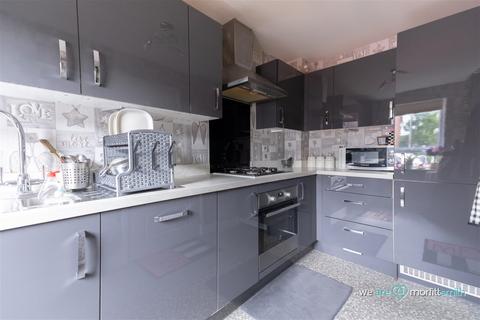 3 bedroom terraced house for sale - Derwent Chase, Waverley, Rotherham, S60 8AT - Complete Chain