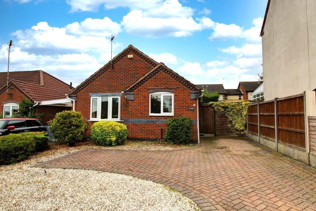 Brooks Lane, Whitwick, LE67 2 bed detached bungalow for sale £205,000