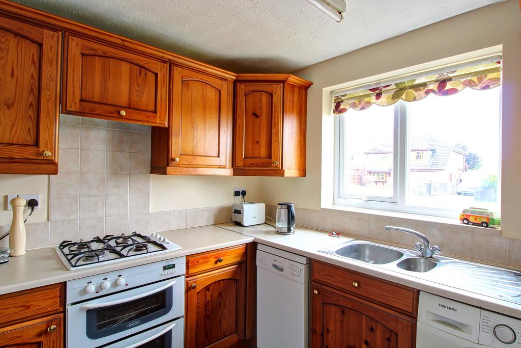 Brooks Lane, Whitwick, LE67 2 bed detached bungalow for sale £205,000