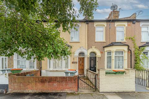 3 bedroom terraced house for sale - Kingsland Road, London E13