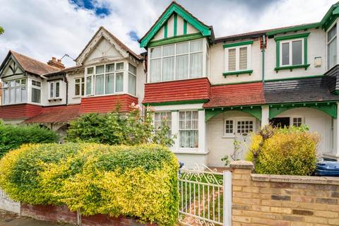 24 Bellevue Road, London, W13 8DE