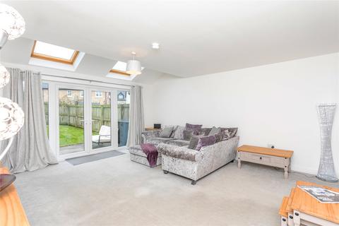7 Beeston Grove, Clitheroe, BB7 2RF