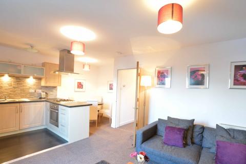 2 bedroom flat to rent, Firpark Close, Parade Park, Dennistoun, Glasgow, G31