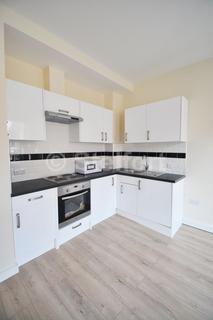 1 bedroom apartment to rent, Holloway Road, London, N7