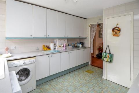 25 All Saints Close, Whitstable, CT5 1SD