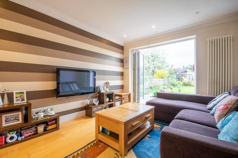 111 Deane Croft Road, Pinner, HA5 1ST