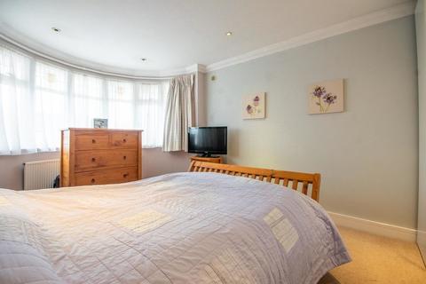 111 Deane Croft Road, Pinner, HA5 1ST