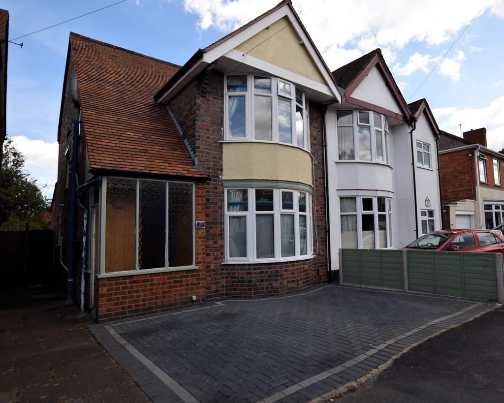 Northfield Road, Hinckley 3 bed semidetached house for sale £255,000